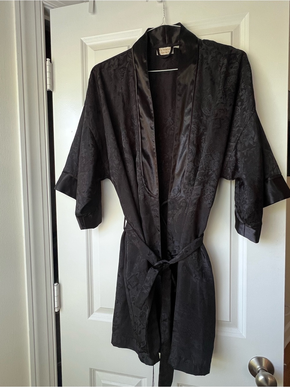 Vintage Victoria’s Secret Gold Label Black Kimono Robe